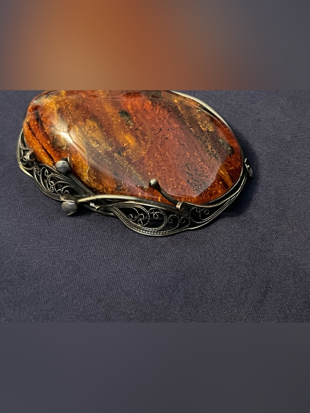 Sterling Silver Vintage Deep Honey Amber Brooch with Floral Filigree Setting - Picture 4 of 6